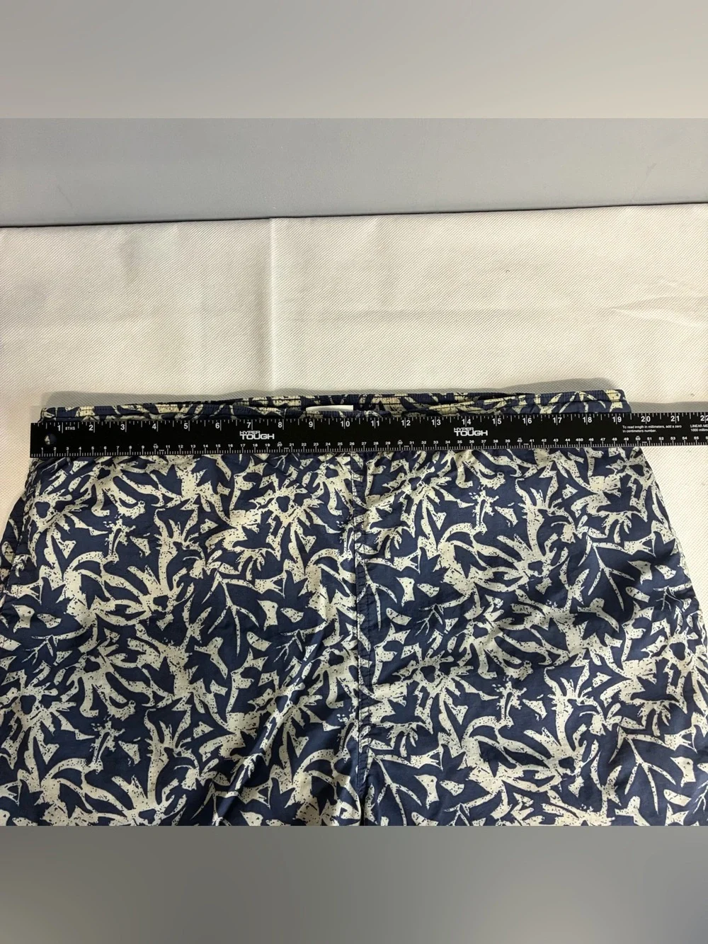 Laguna Swim Trunks Men Sz M 34-36 Blue Gray Leaf Print pockets drawstring Liner